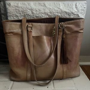 Leather Tote GUC